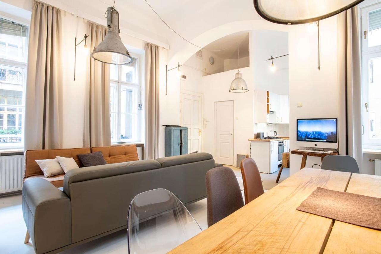 Danube Riverside Designer Apartment In City Center Budapest Exterior foto
