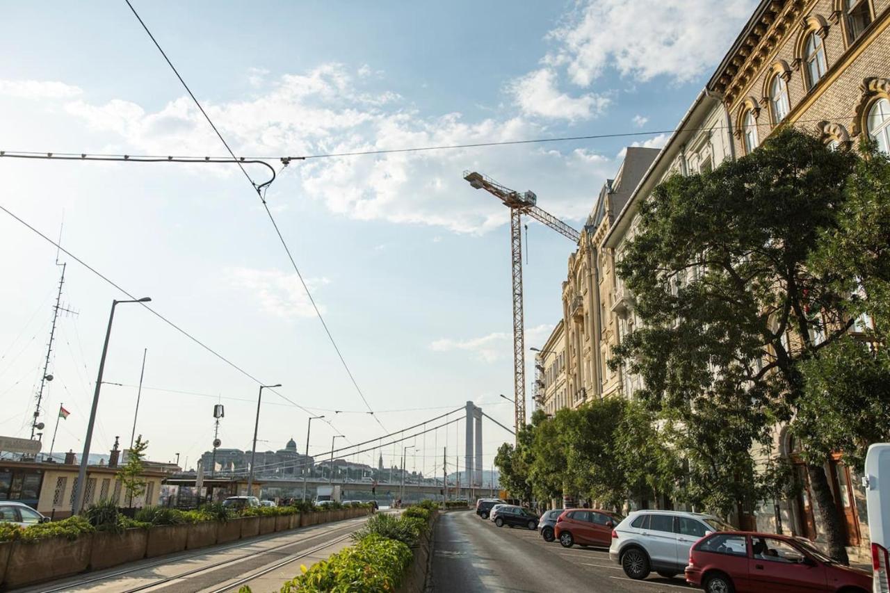 Danube Riverside Designer Apartment In City Center Budapest Exterior foto